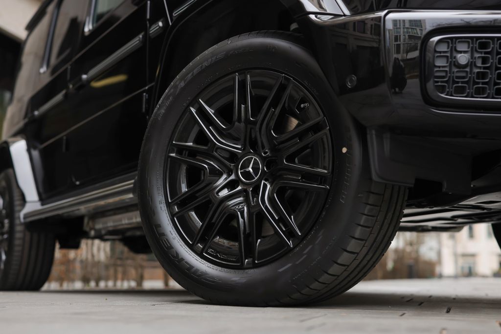 Mercedes-Benz G 500