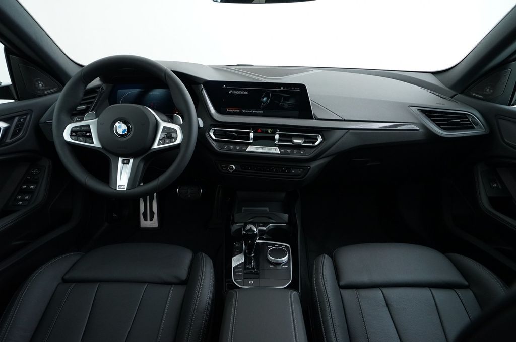 BMW M235 2024