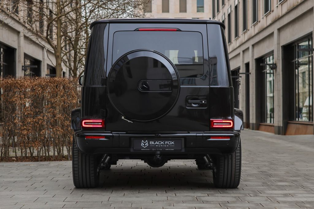 Mercedes-Benz G 500