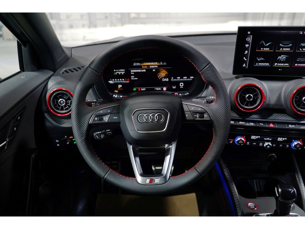 Audi SQ2 2024