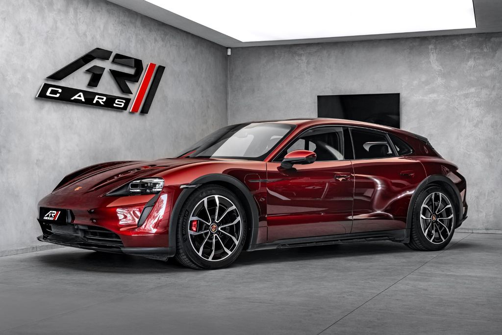 Porsche Taycan 2021