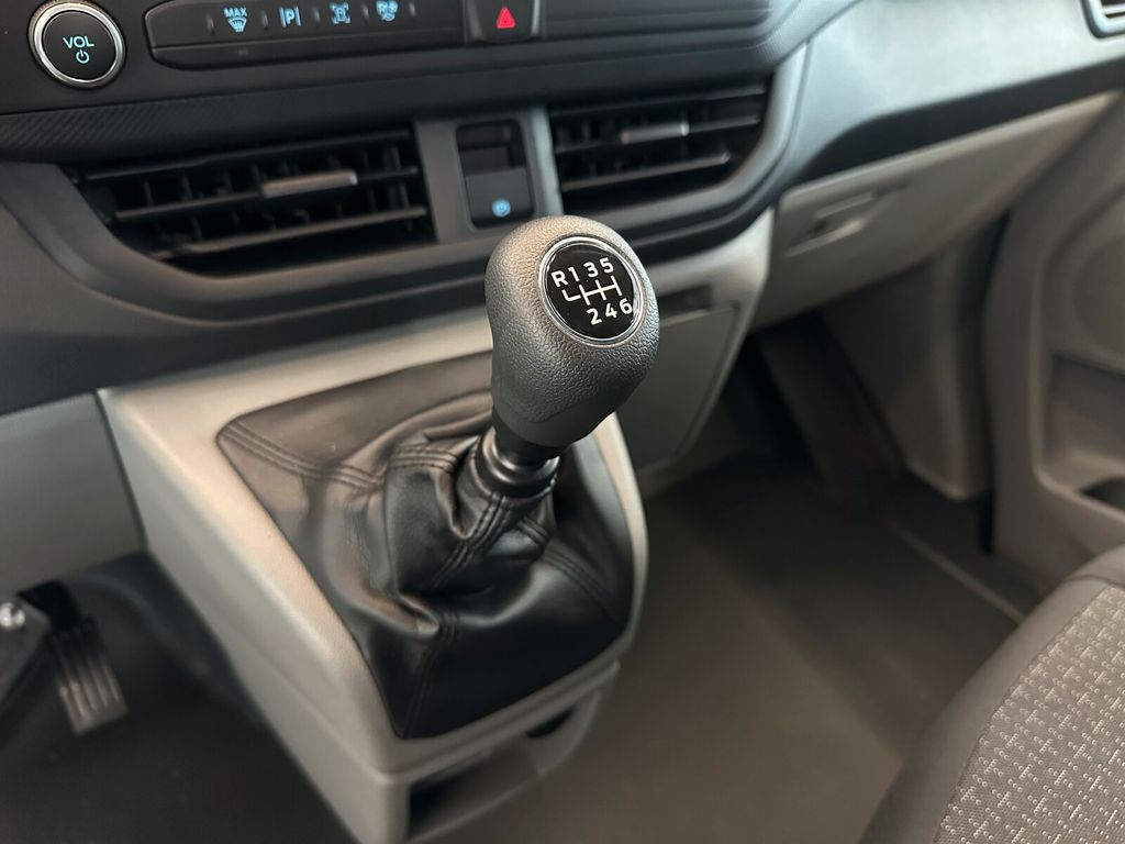 Ford Transit Custom 2025