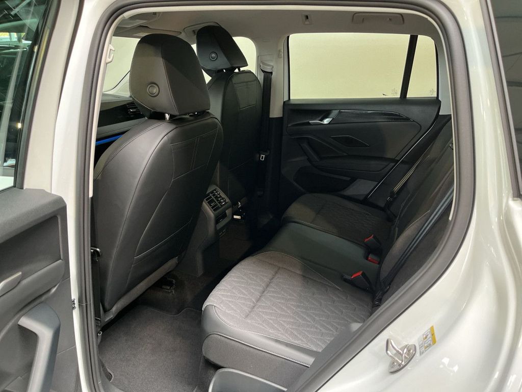 Volkswagen Tiguan 2025