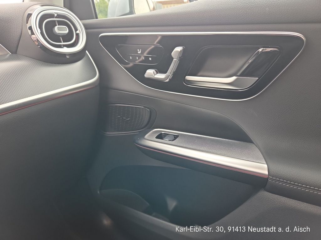 Mercedes-Benz GLC 300 2024