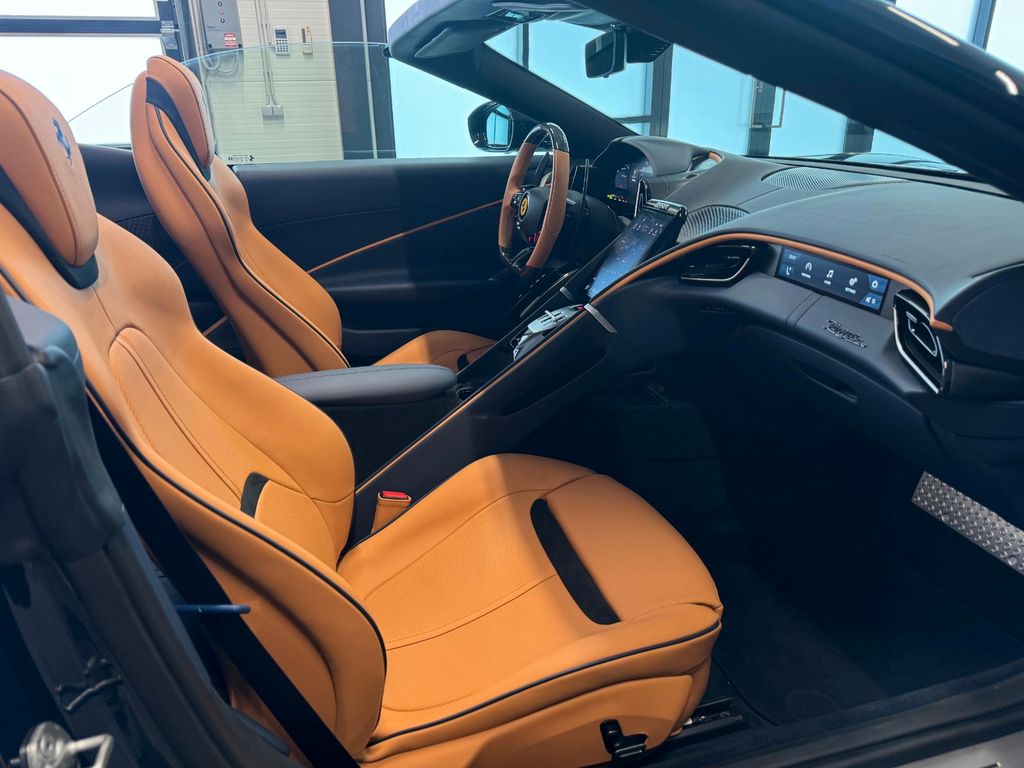 Ferrari Roma 2025