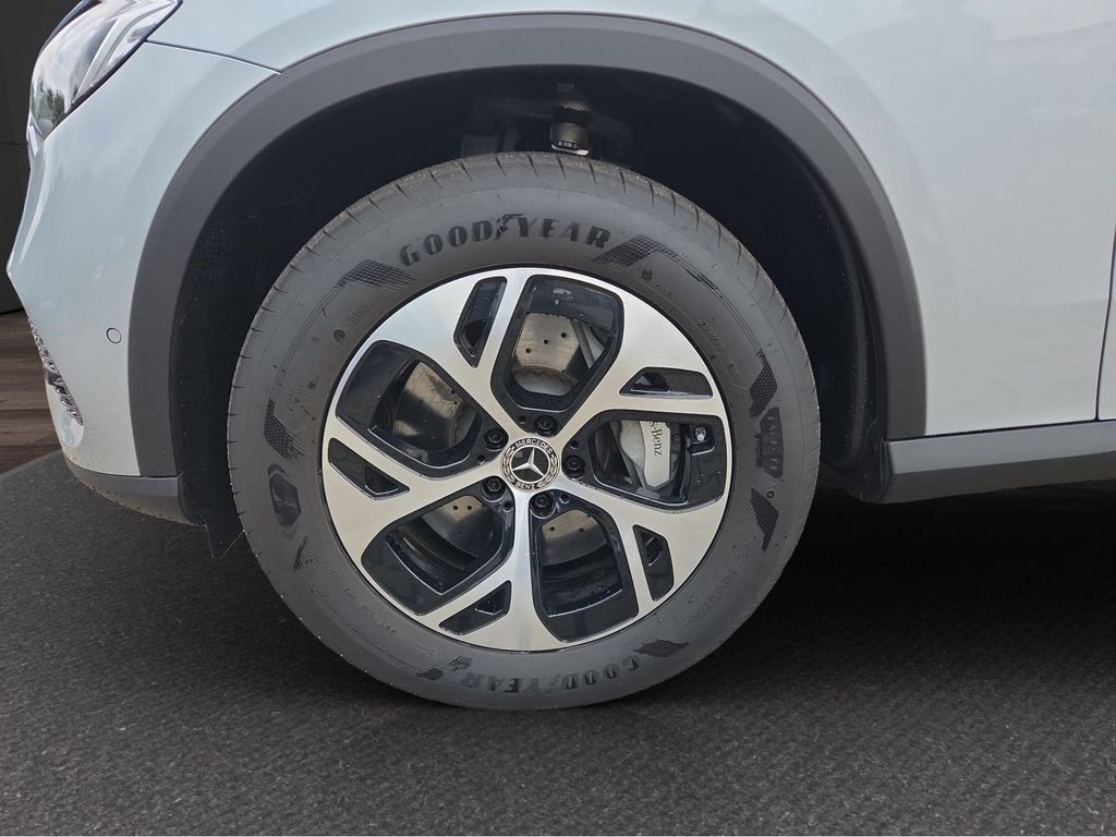 Mercedes-Benz GLC 300 2024