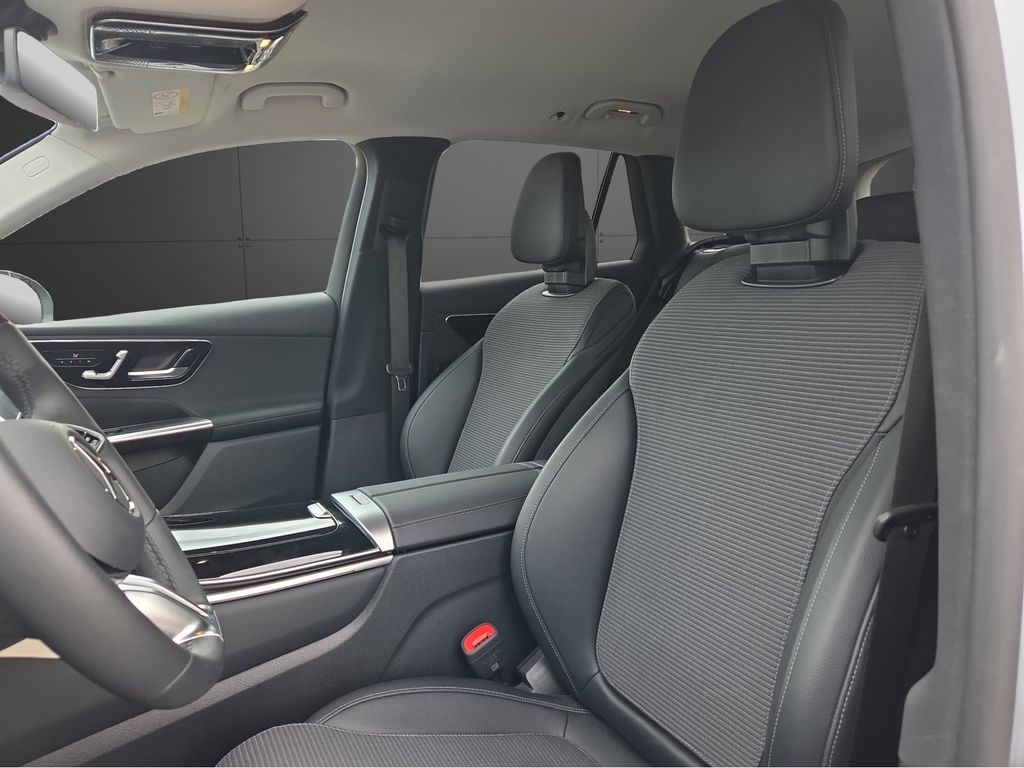 Mercedes-Benz GLC 300 2024