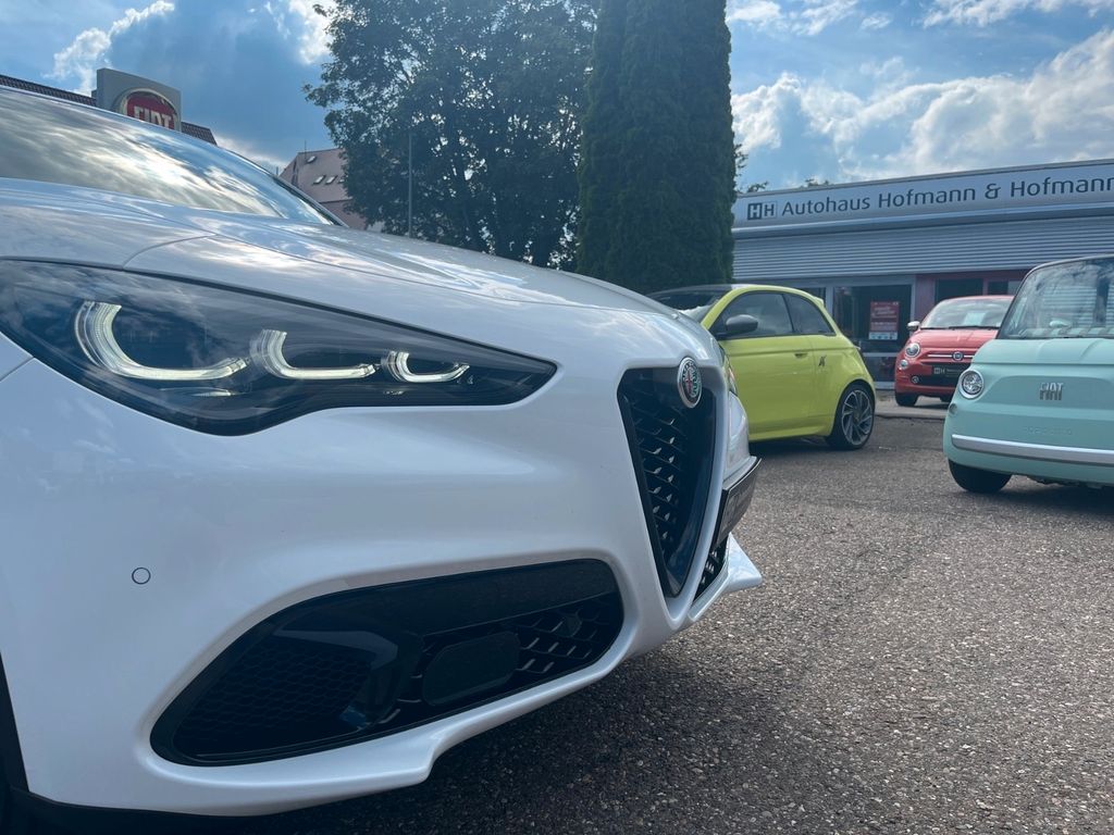Alfa Romeo Stelvio 2023