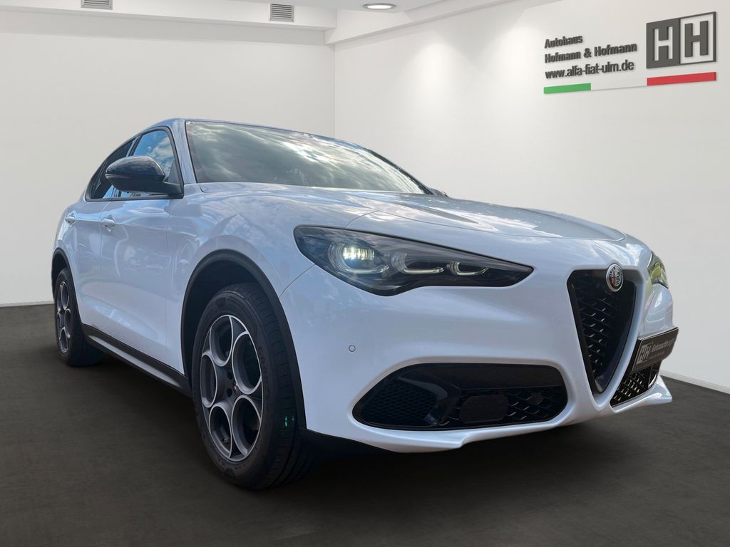 Alfa Romeo Stelvio 2023
