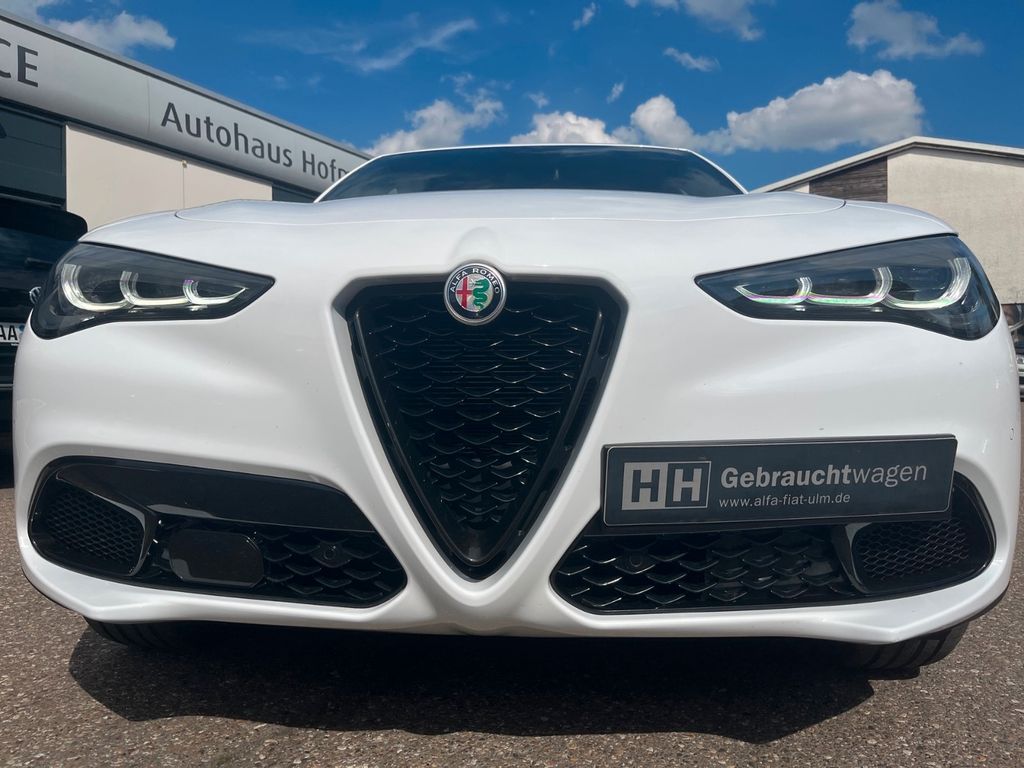 Alfa Romeo Stelvio 2023
