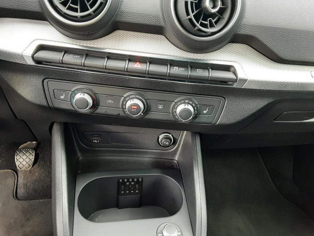 Audi Q2 2024