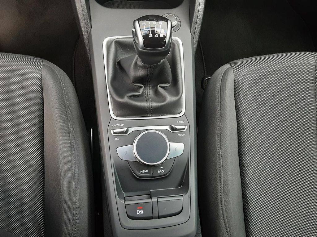 Audi Q2 2024