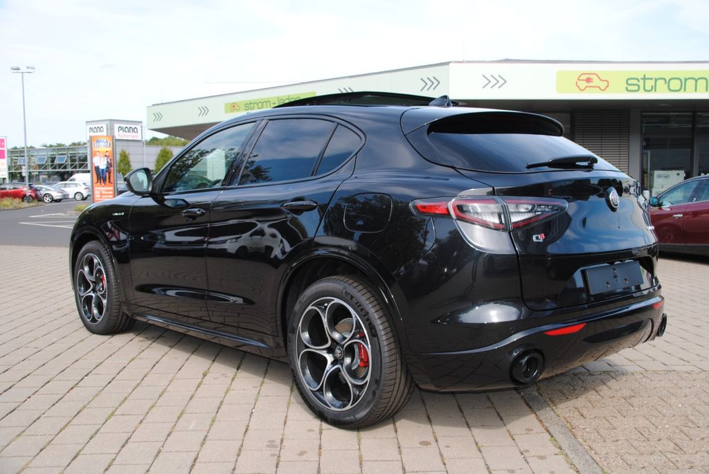 Alfa Romeo Stelvio 2025