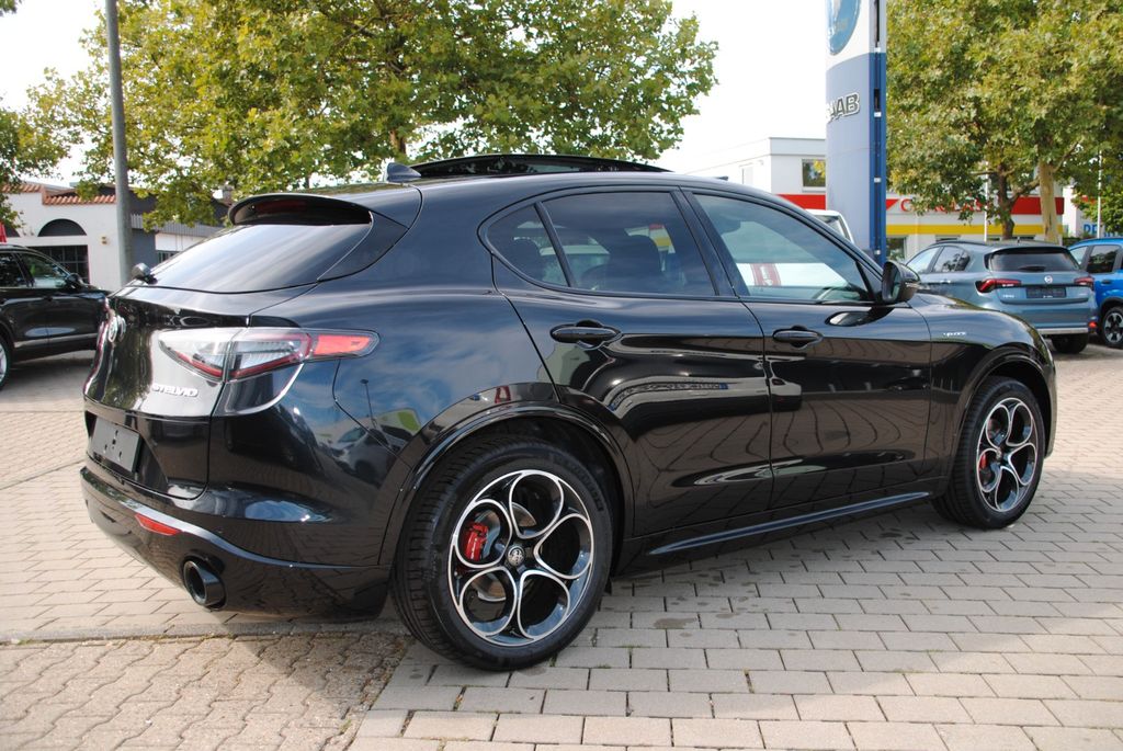 Alfa Romeo Stelvio 2025
