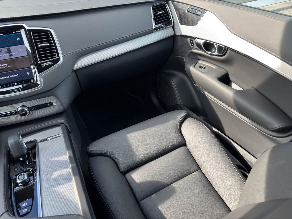 Volvo XC90 2025