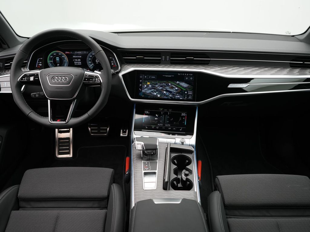 Audi A6 2025