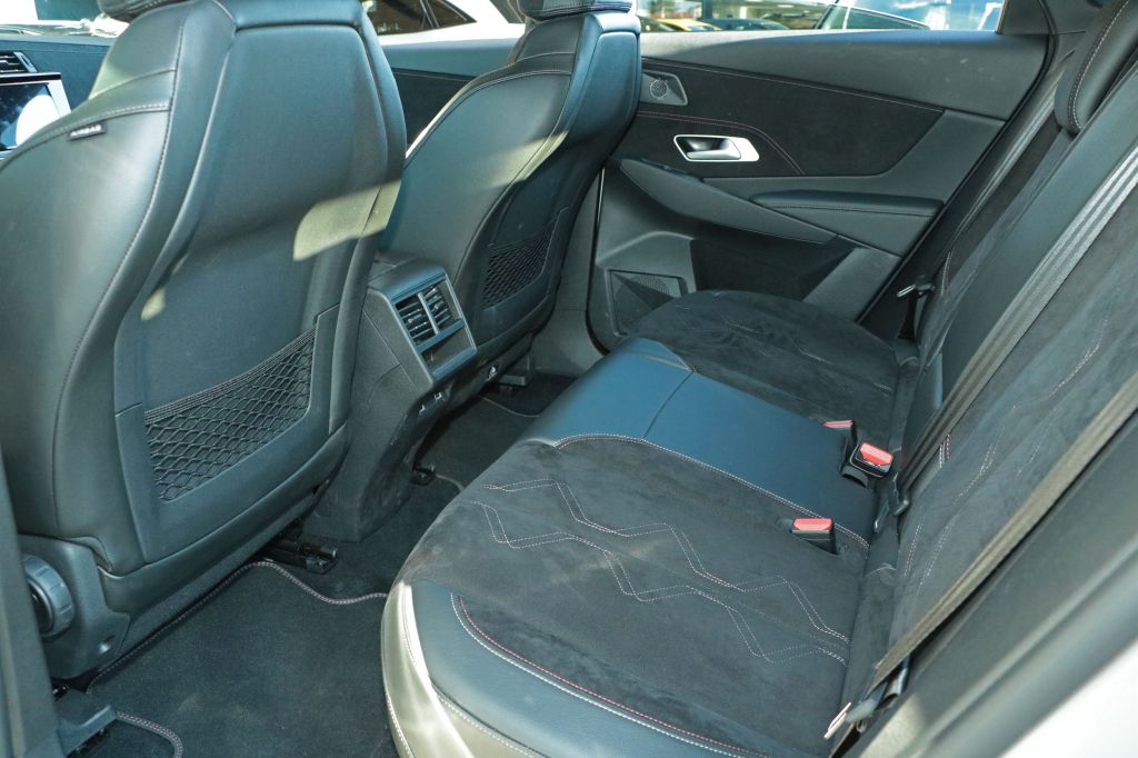 DS Automobiles DS7 (Crossback) 2023