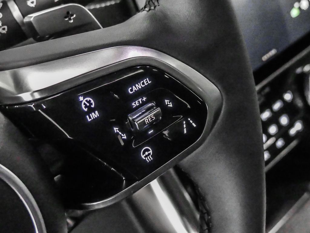 Jaguar XF 2024