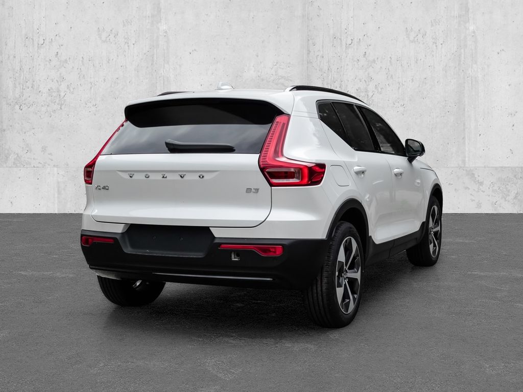 Volvo XC40 2024