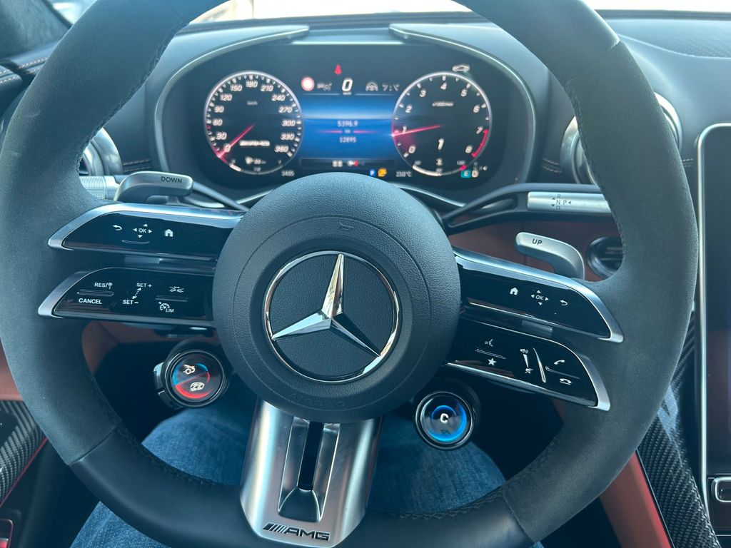 Mercedes-Benz SL 63 AMG 2023