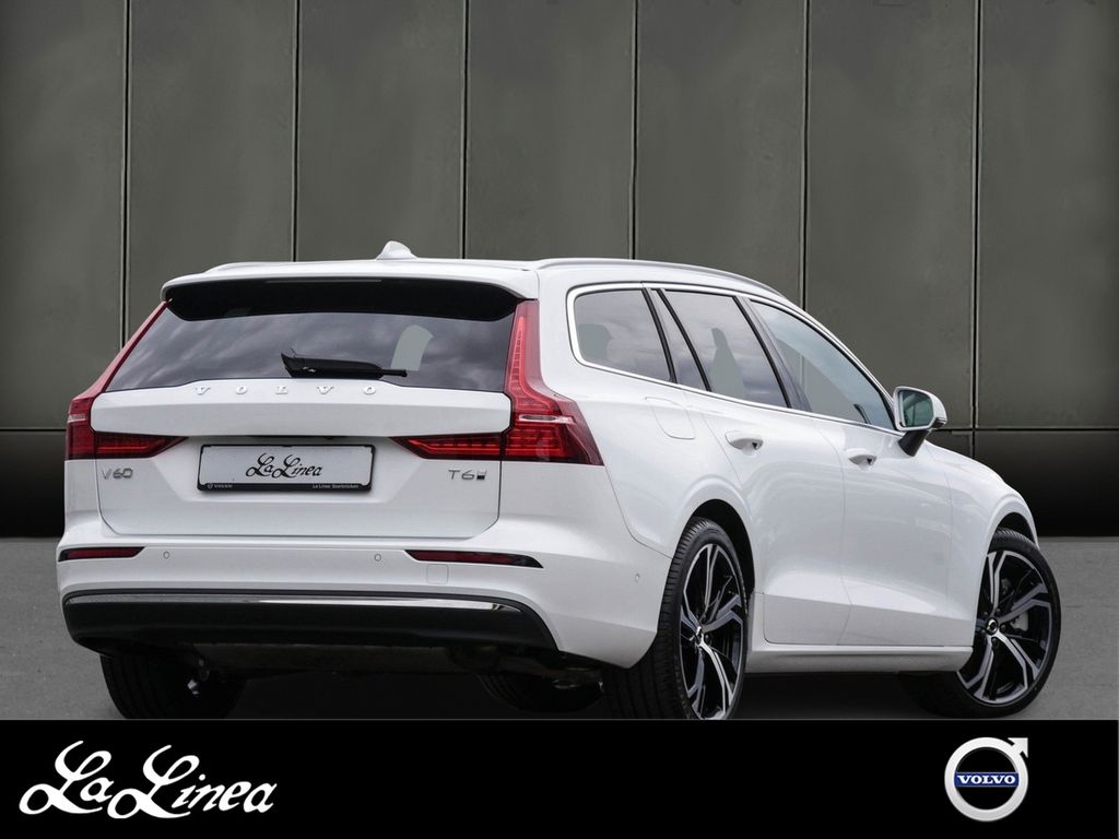 Volvo V60 2024