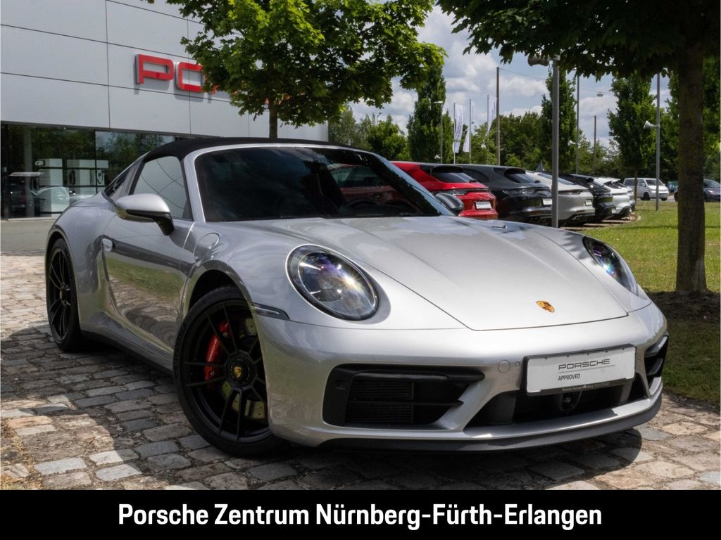 Porsche 992 2023