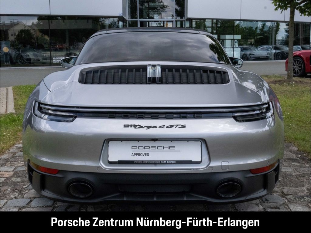 Porsche 992 2023
