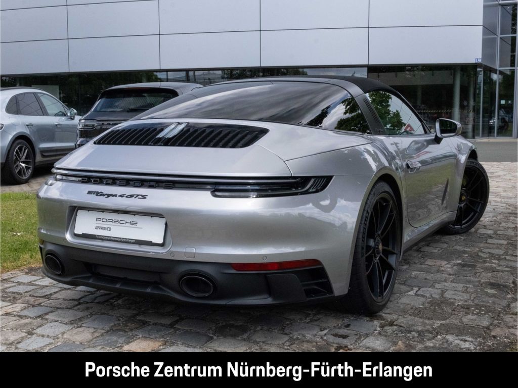 Porsche 992 2023
