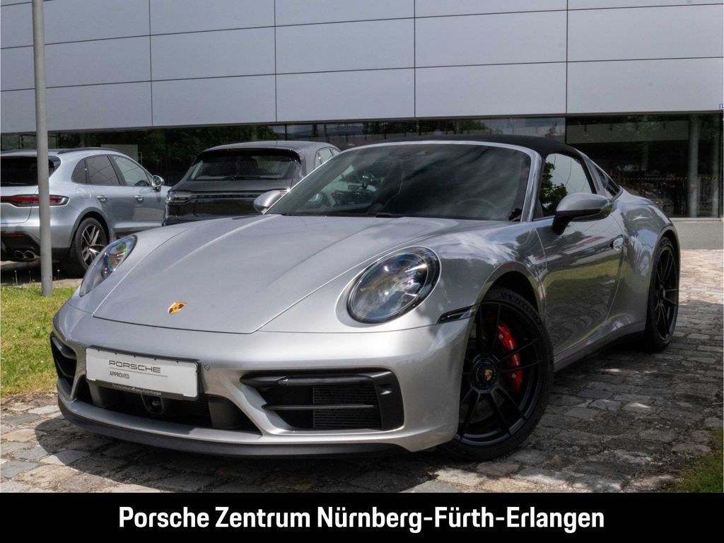 Porsche 992 2023