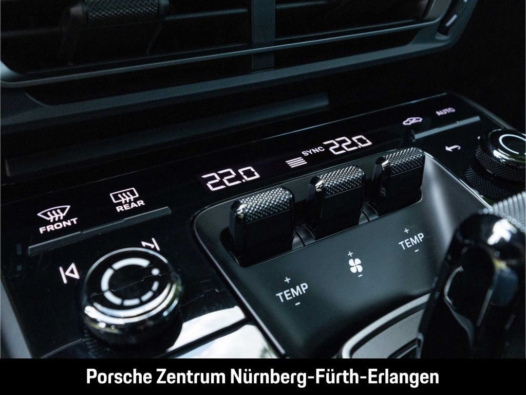 Porsche 992 2023