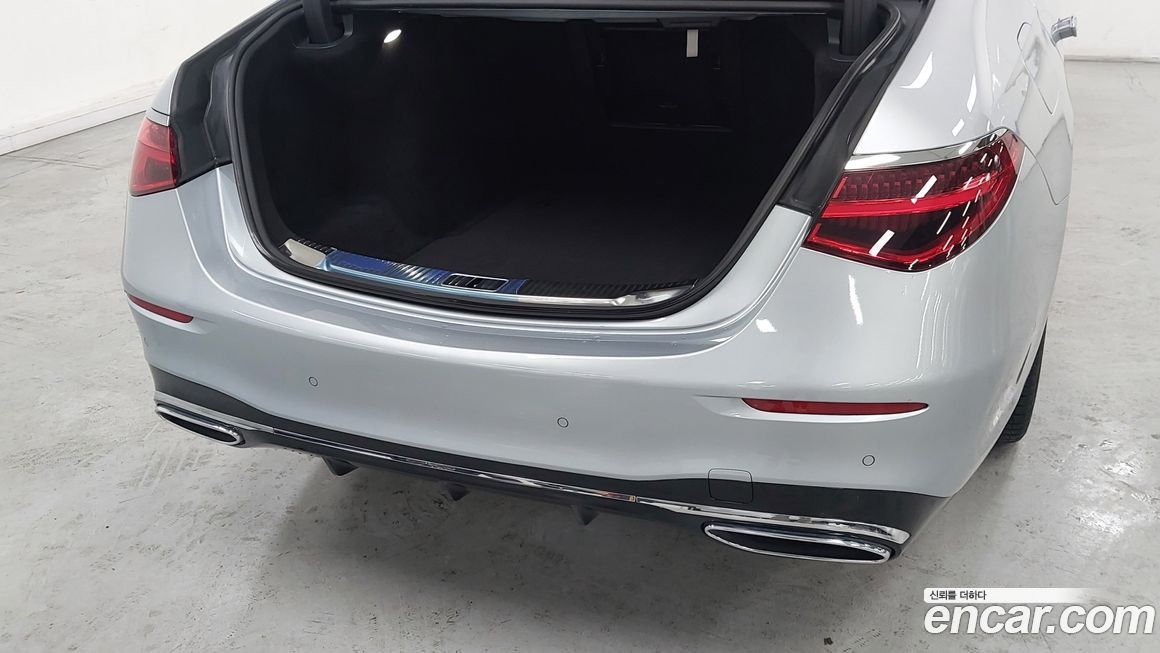 Mercedes-Benz S-Class 2022