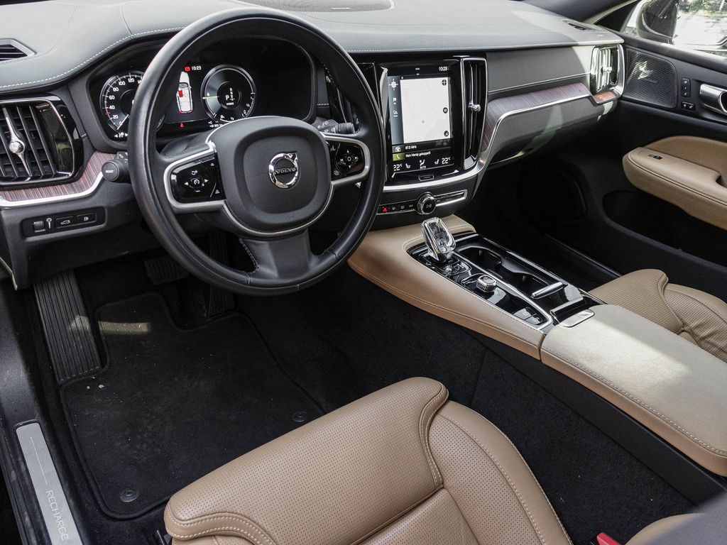 Volvo V60 2021