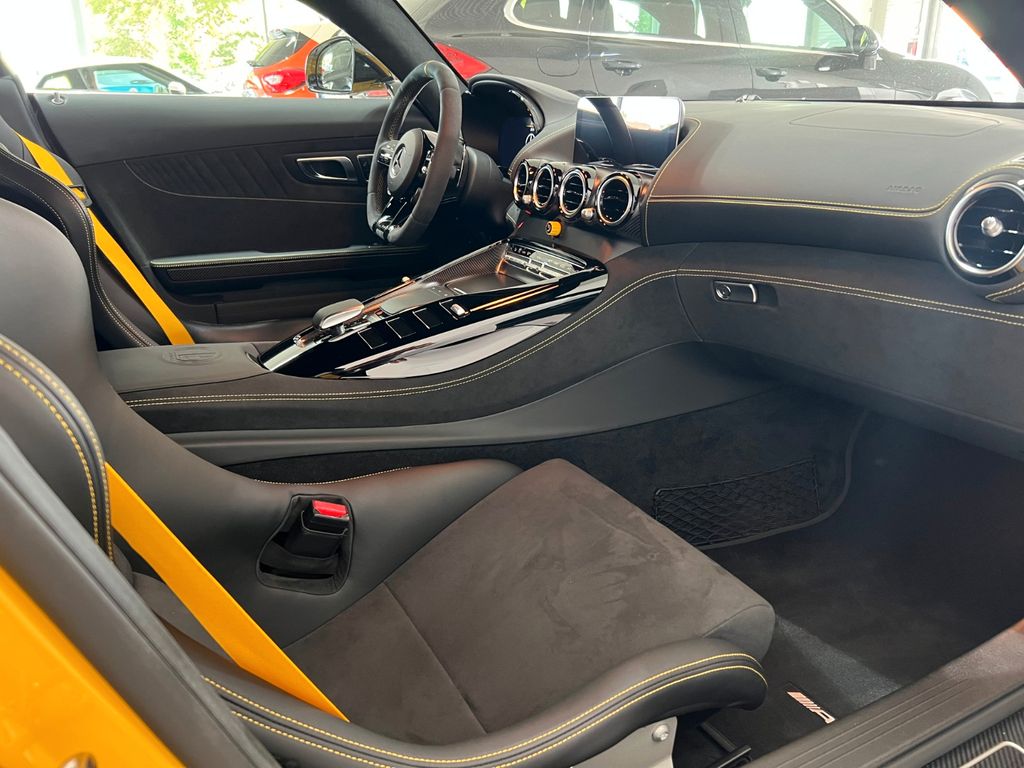 Mercedes-Benz AMG GT R 2020
