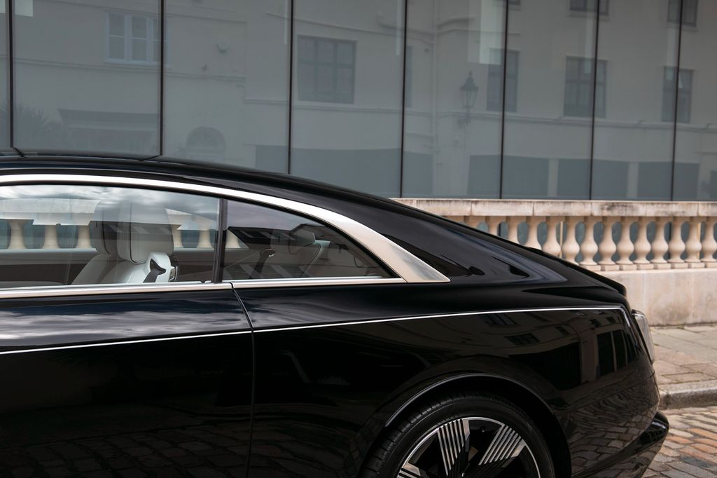 Rolls-Royce Spectre 2024