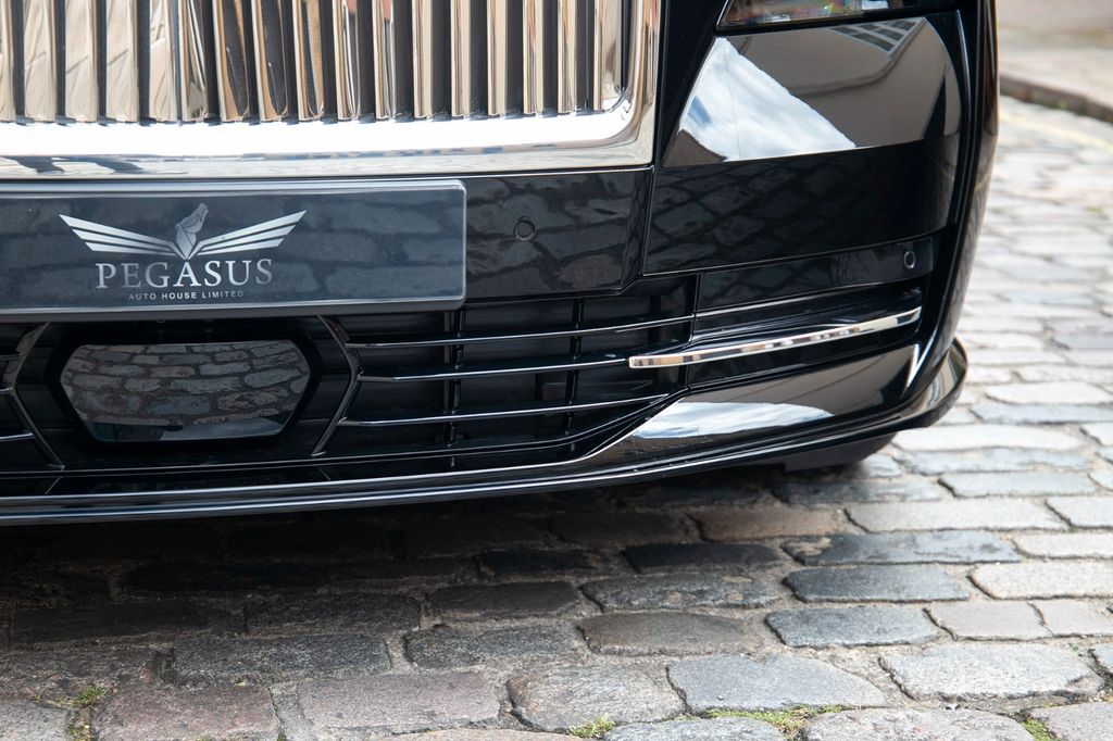 Rolls-Royce Spectre 2024