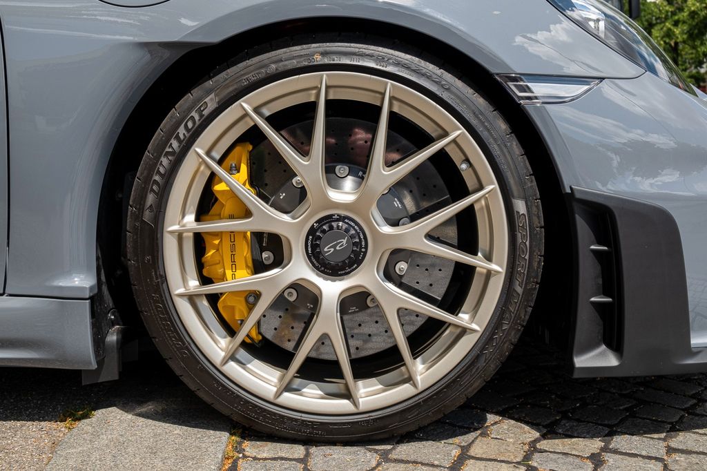 Porsche Cayman
