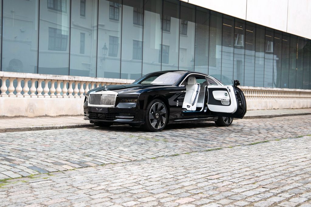 Rolls-Royce Spectre 2024