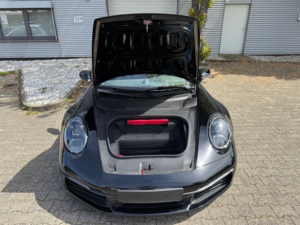 Porsche 992 2019