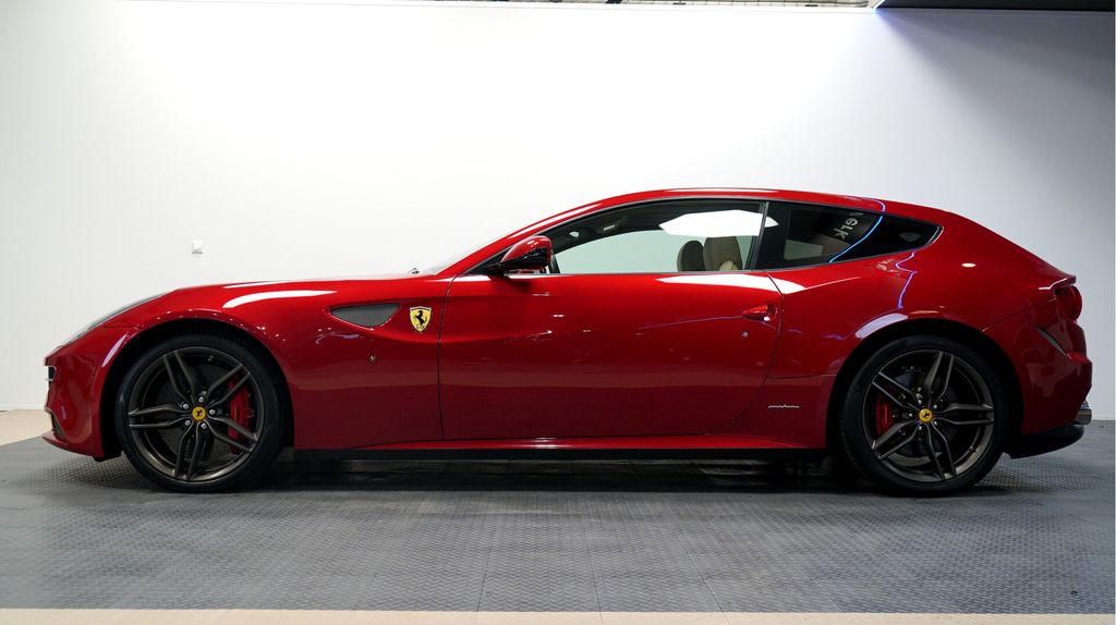 Ferrari FF 2014