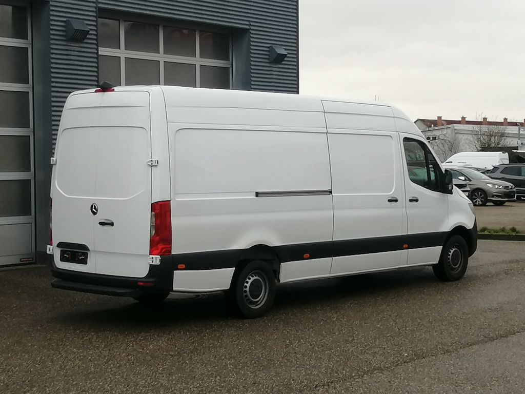 Mercedes-Benz Sprinter 2021