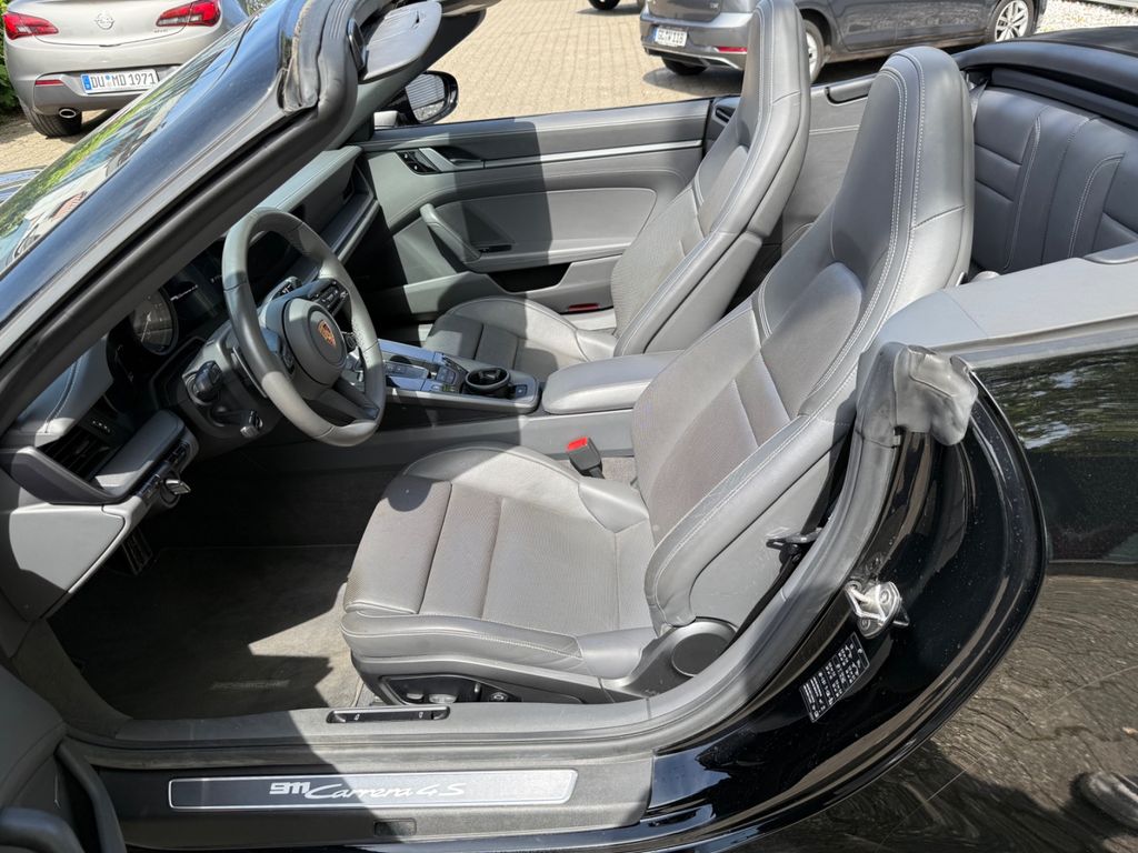 Porsche 992 2019