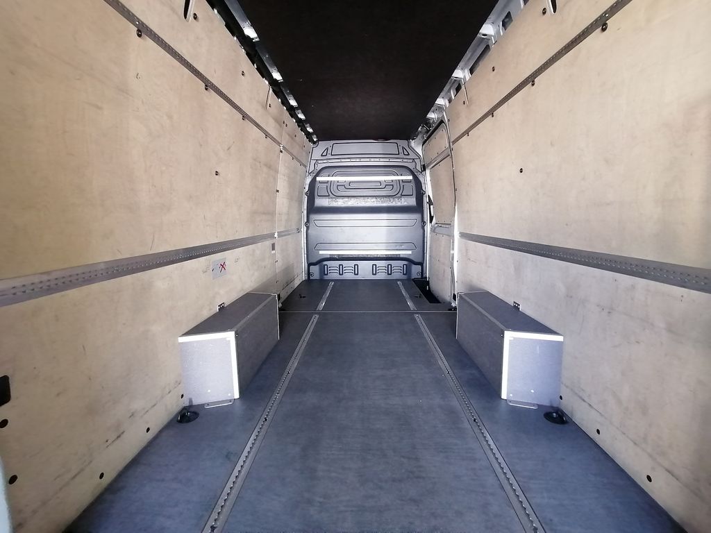 Mercedes-Benz Sprinter 2021