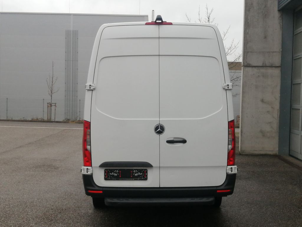 Mercedes-Benz Sprinter 2021