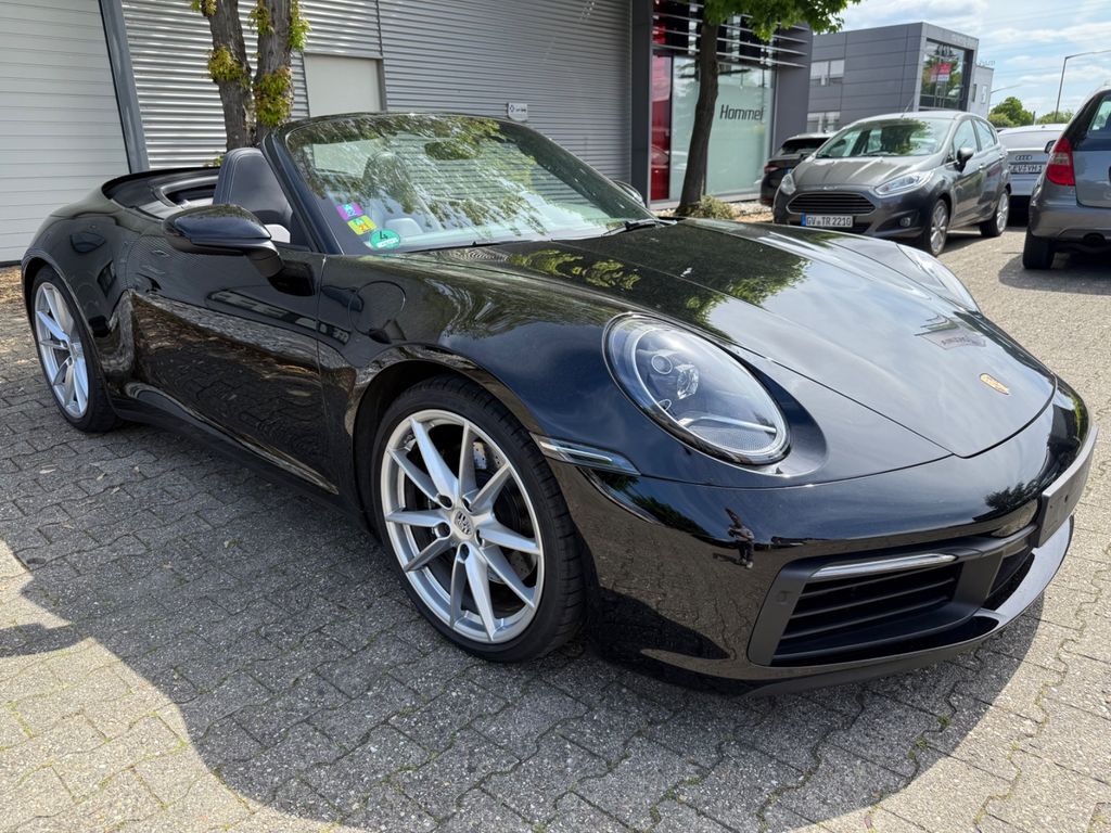 Porsche 992 2019