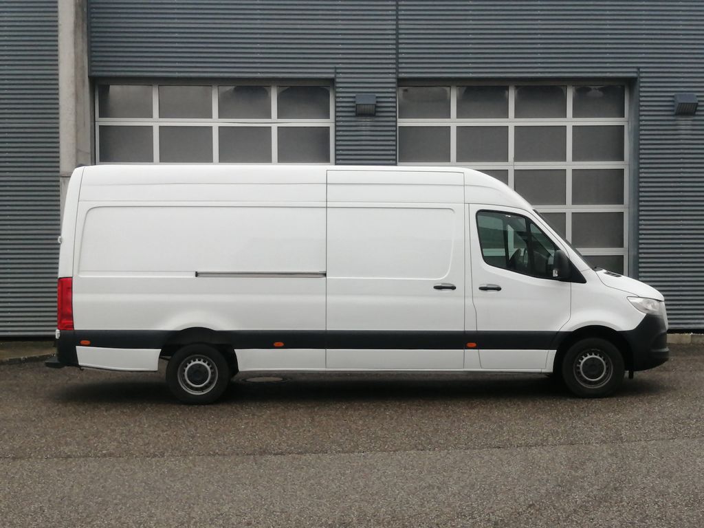 Mercedes-Benz Sprinter 2021