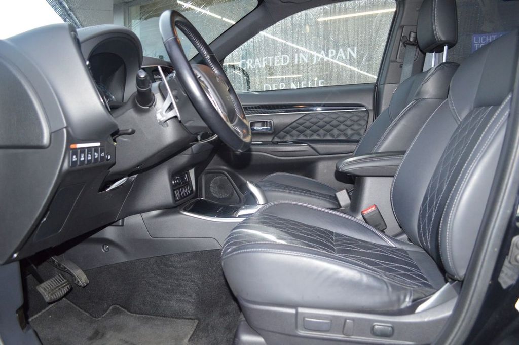 Mitsubishi Outlander 2020