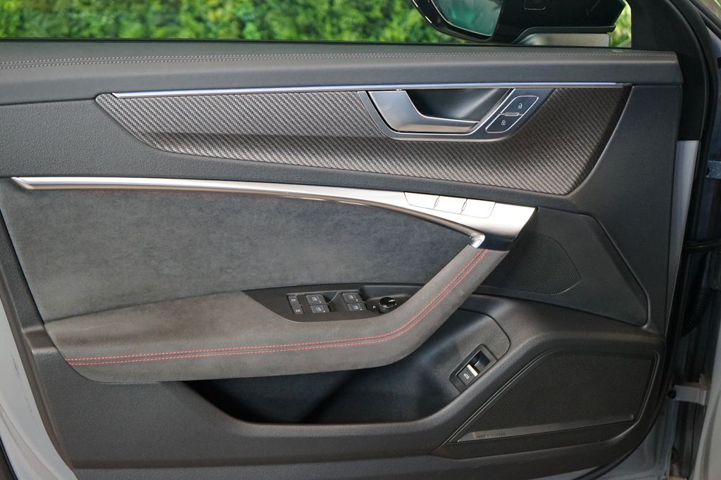 Audi RS6 2024