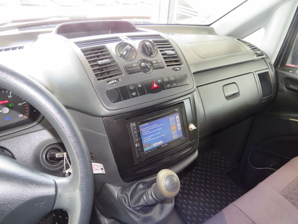 Mercedes-Benz Vito 2012