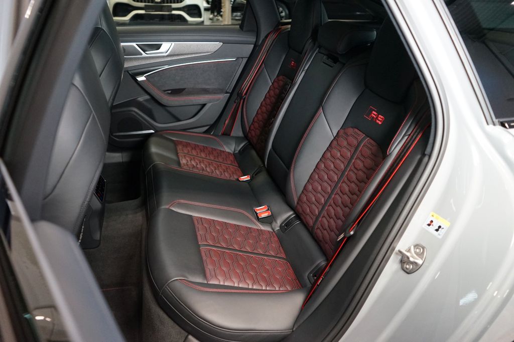 Audi RS6 2024