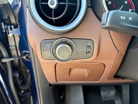 Alfa Romeo Stelvio 2019